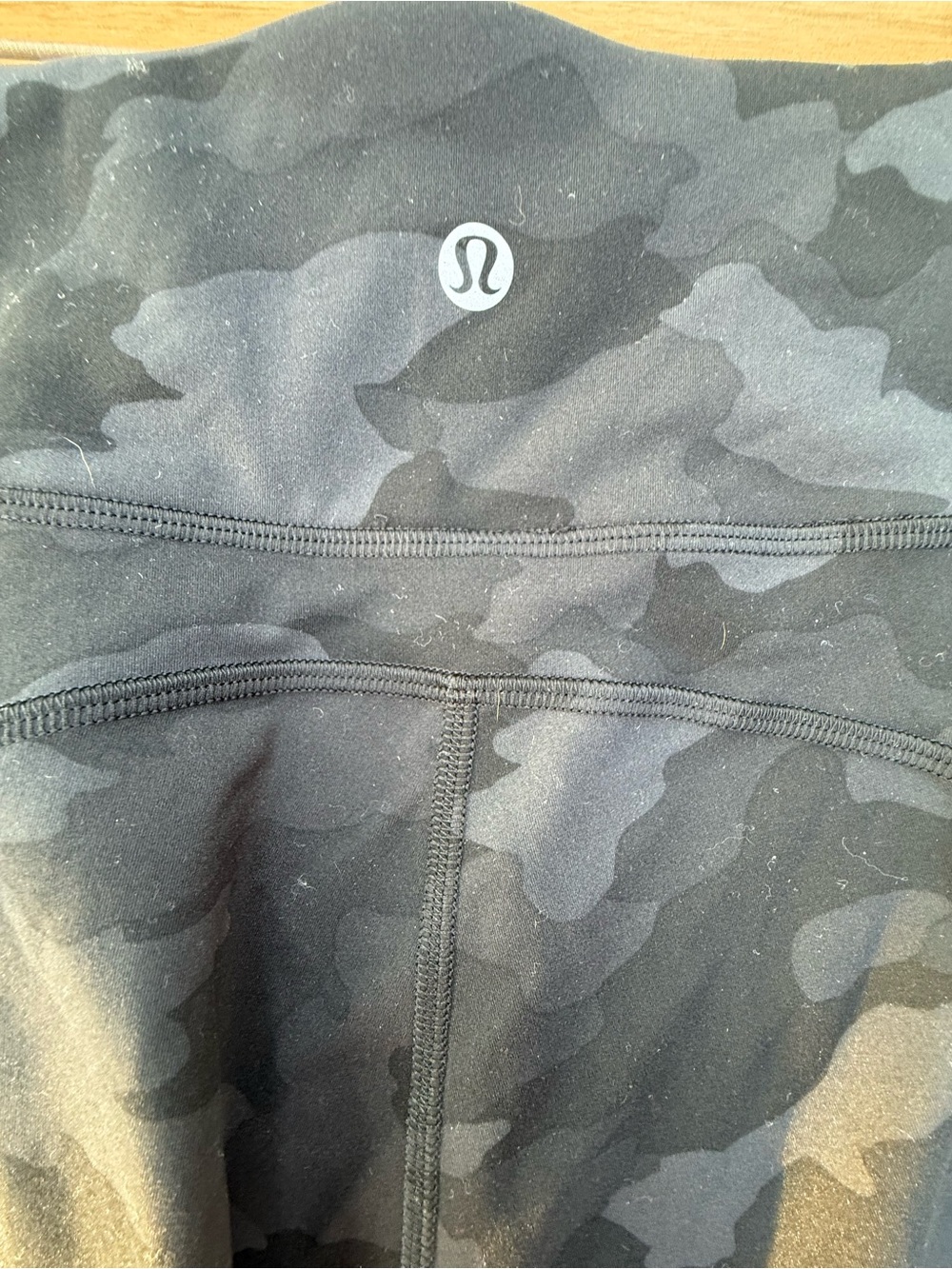lululemon Align High-Rise shorts Heritage 365 Camo Deep Coal, side pockets sz 12 - Picture 11 of 12